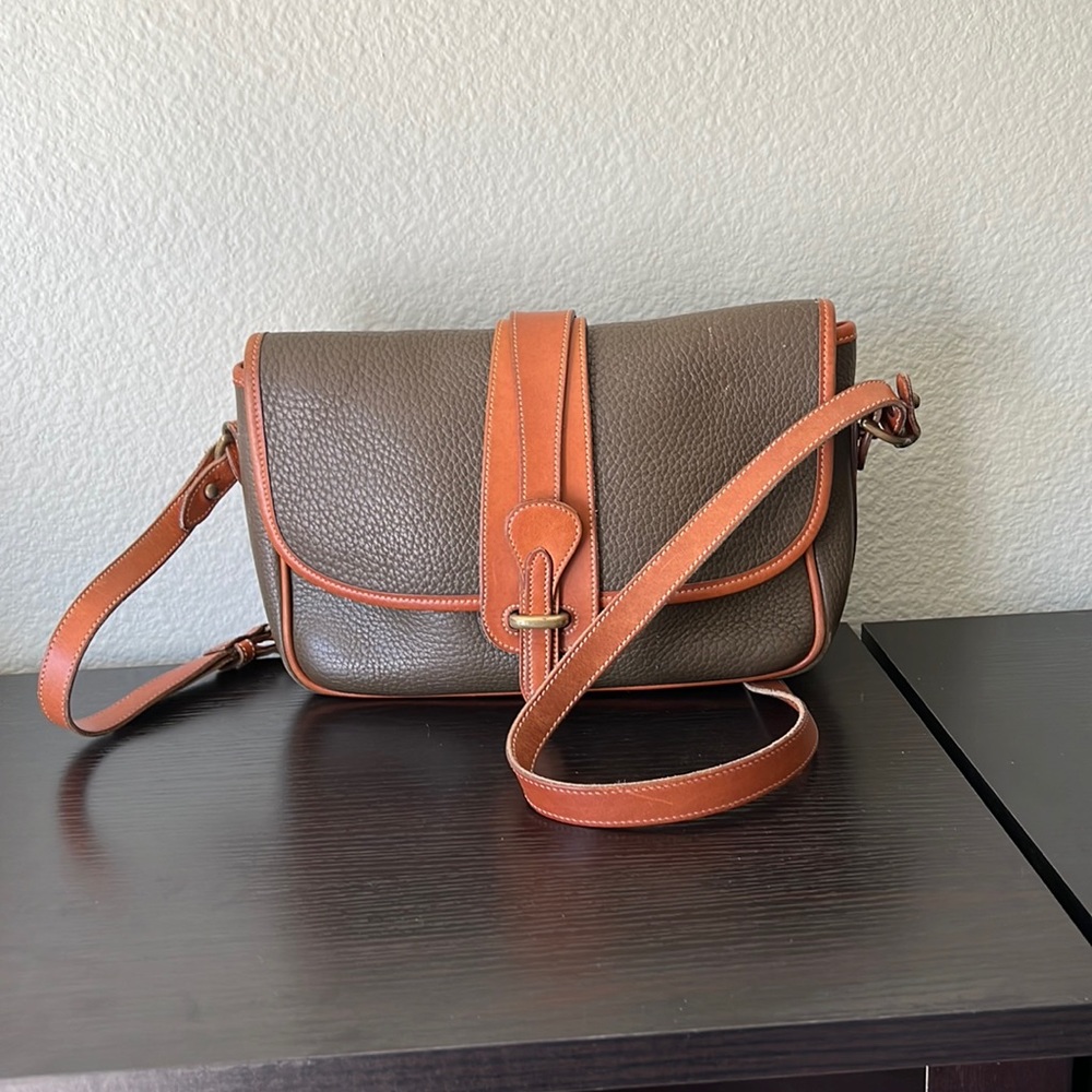 VTG DOONEY & BOURKE Equestrian Taupe (M)